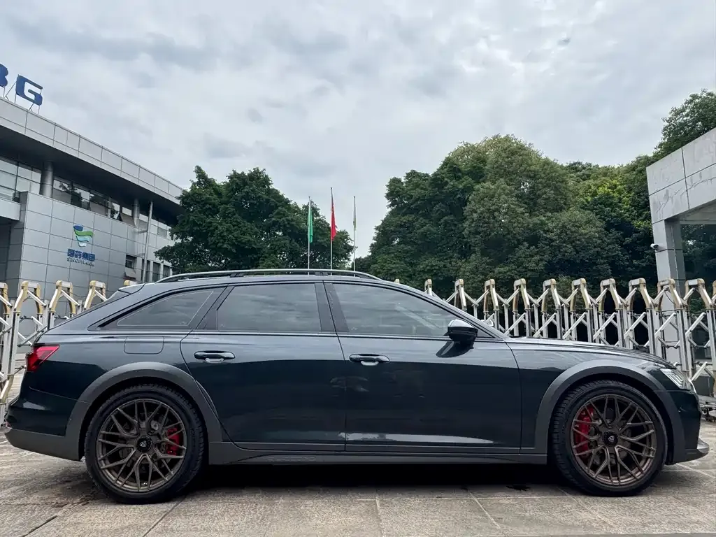 Audi A6 (Import) — фото 2
