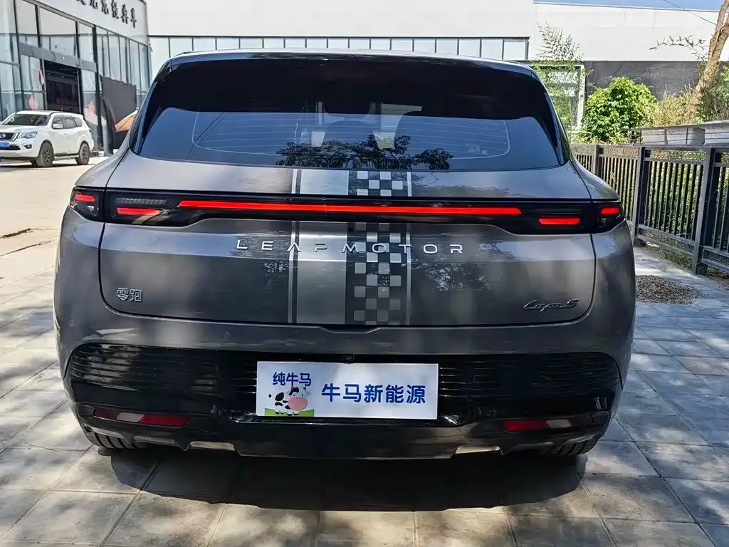 Leapmotor B05 (Lafa 5) 2025 из CN, фото 4