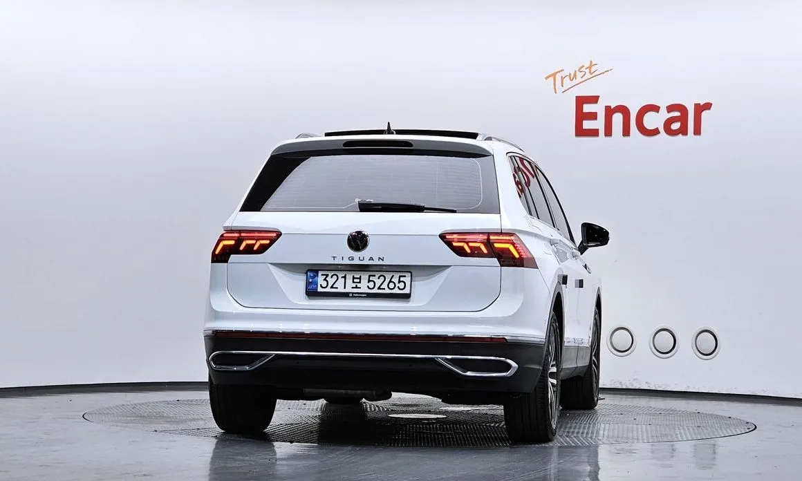 Volkswagen Tiguan — фото 2