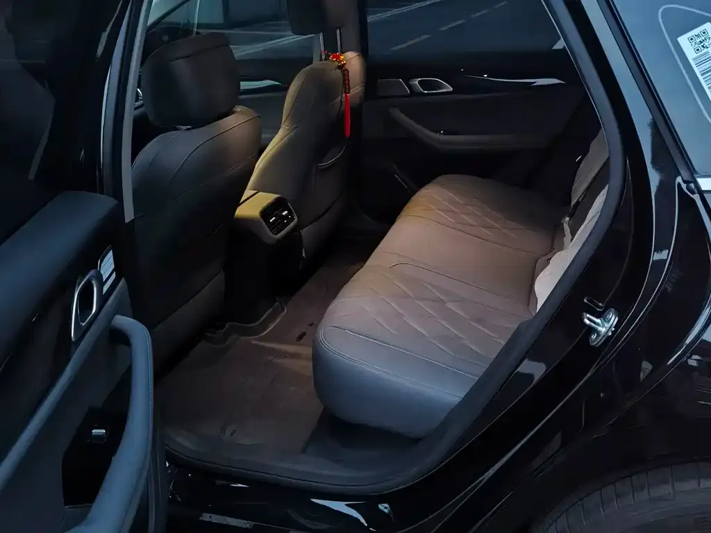 Geely 银河A7 EM 2026 из CN, фото 2