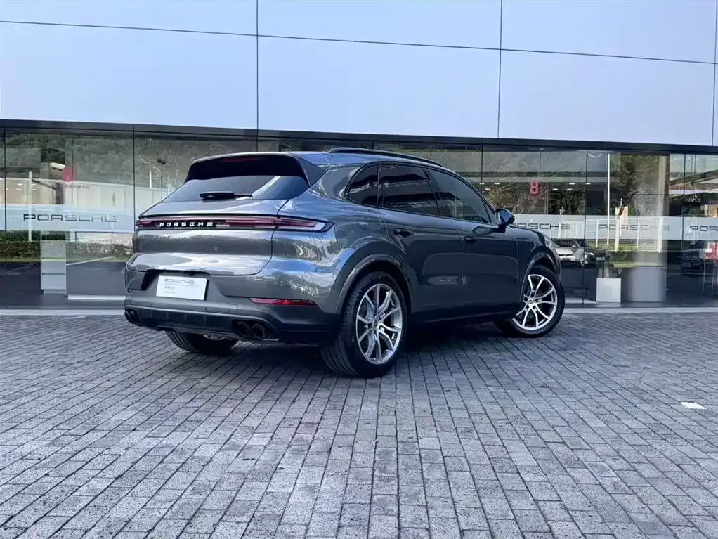 Porsche Cayenne — фото 7
