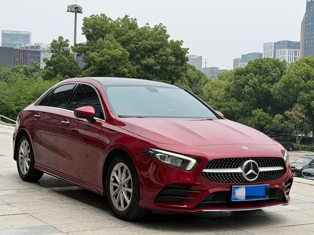 Mercedes-Benz A-Class — фото 7