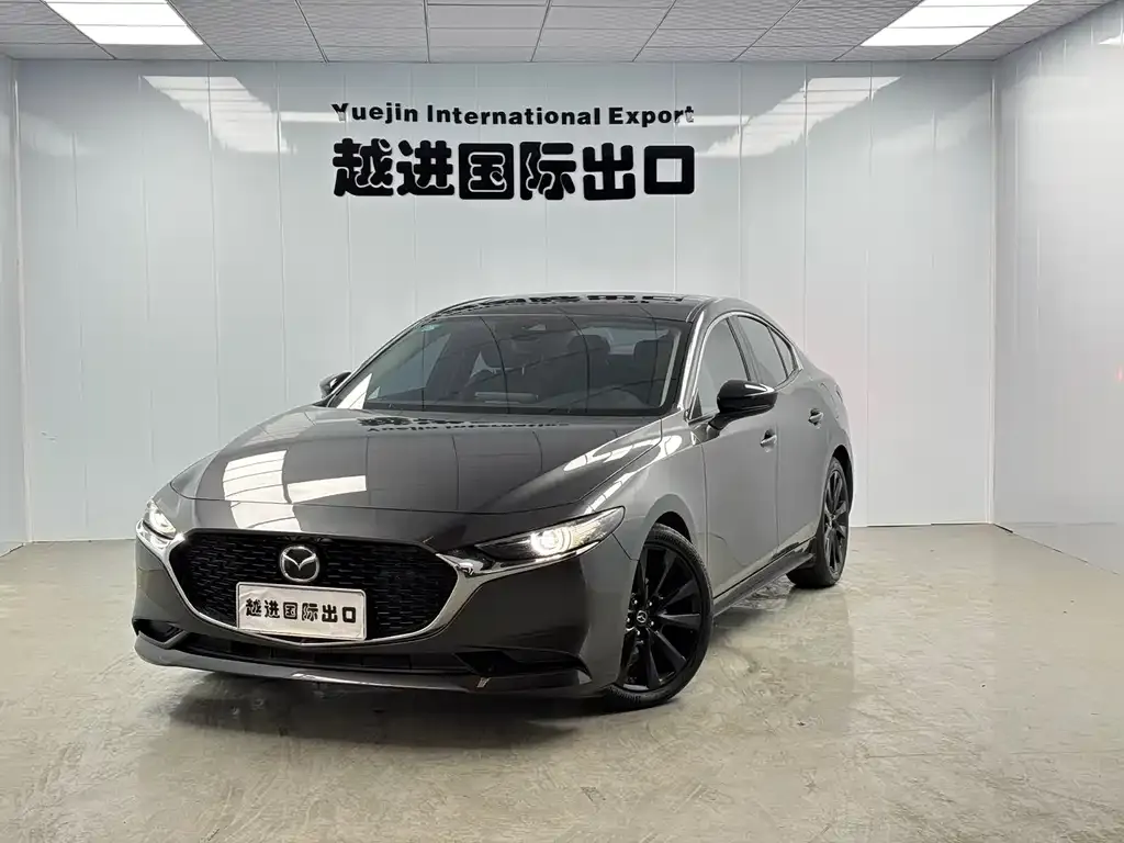 Mazda 3 Axela — фото 1