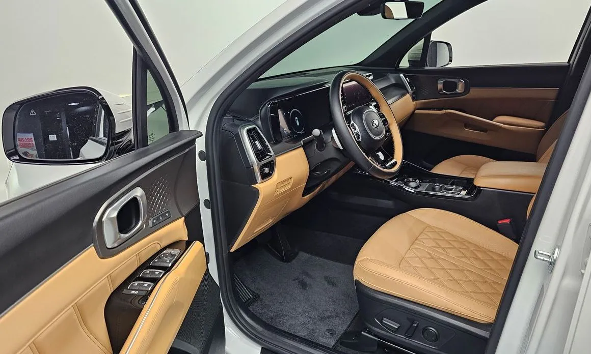 Kia Sorento — фото 6