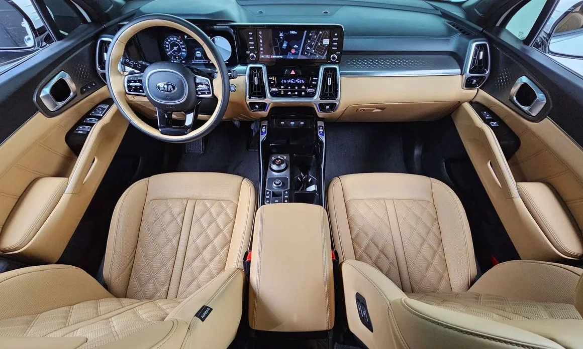 Kia Sorento — фото 9