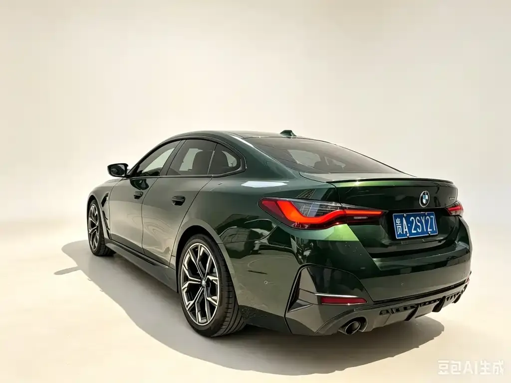 BMW 4 Series 2023 из CN, фото 3