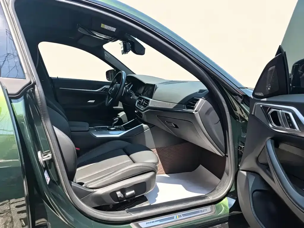 BMW 4 Series 2023 из CN, фото 5
