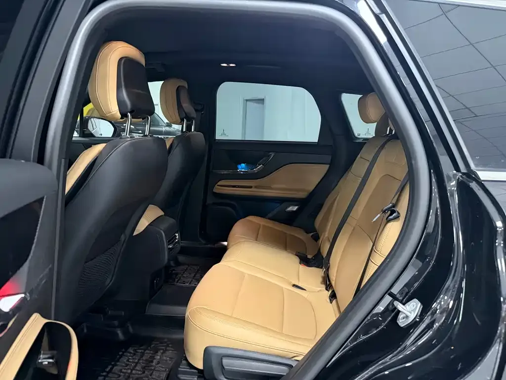 Lincoln Corsair 2023 из CN, фото 8