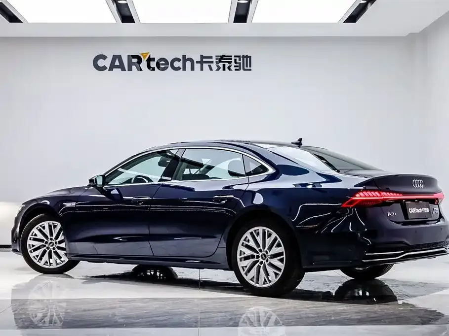 Audi A7L — фото 4