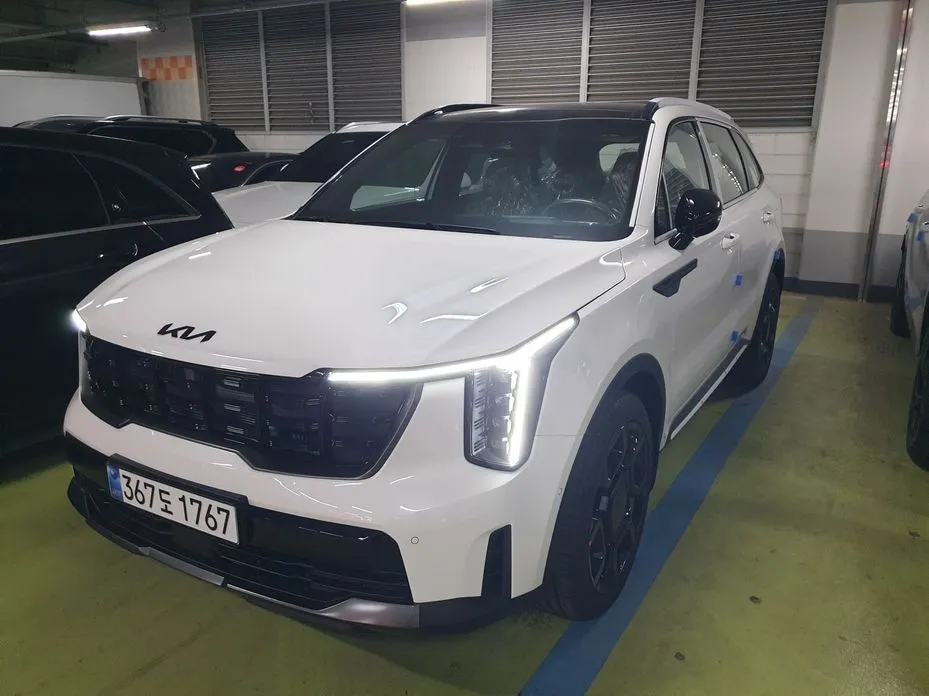 Kia Sorento — фото 1