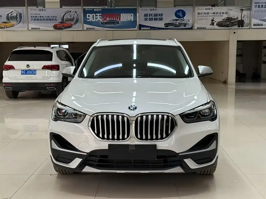 BMW X1 — фото 4