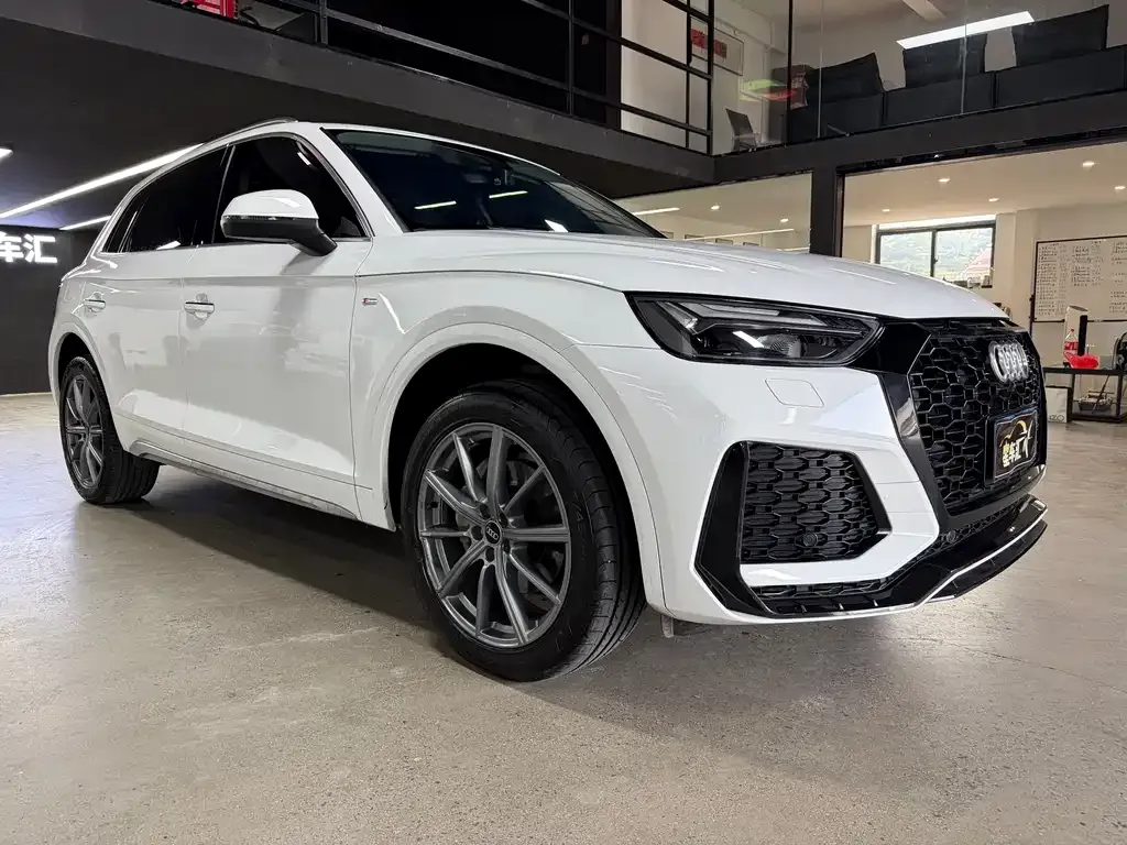 Audi Q5L 2024 из CN, фото 8