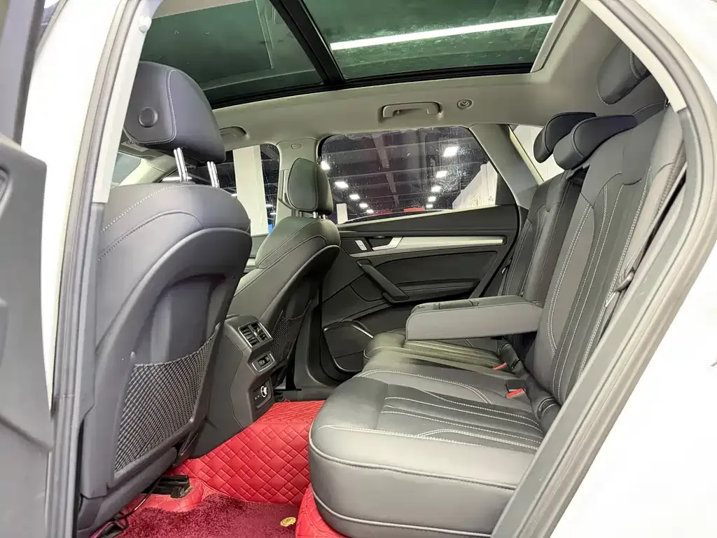 Audi Q5L 2024 из CN, фото 10