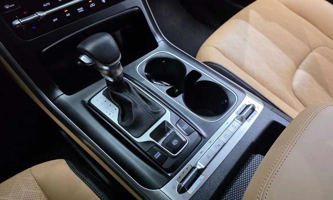 Kia Carnival 2023 из KR, фото 9