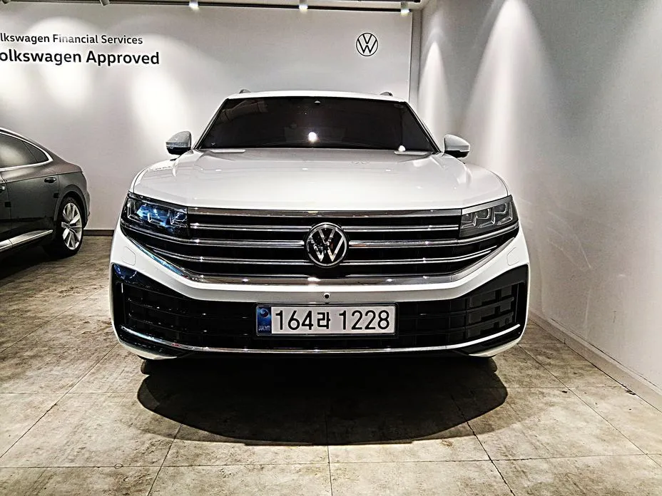 Volkswagen Touareg 2024 из KR, фото 10
