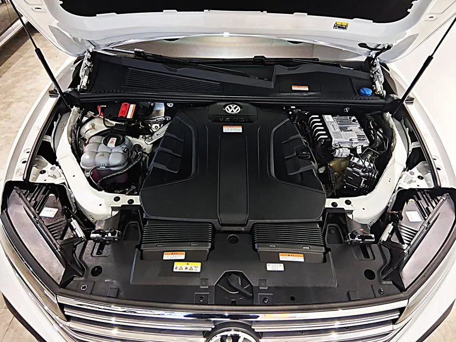 Volkswagen Touareg 2024 из KR, фото 9