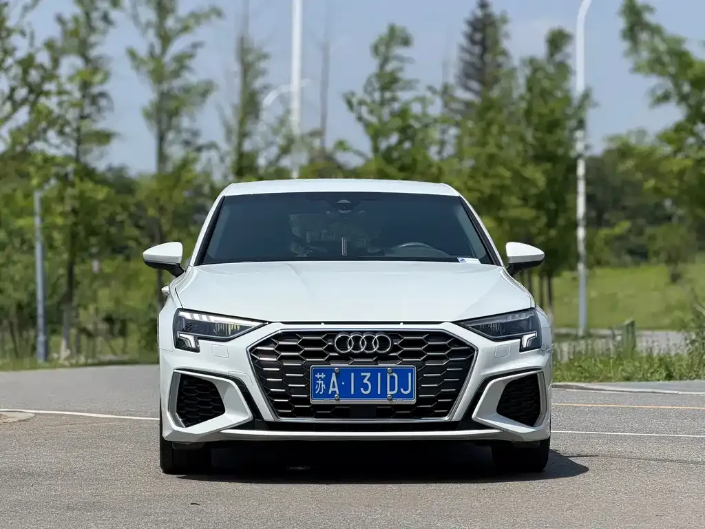 Audi A3 2022 из CN, фото 8