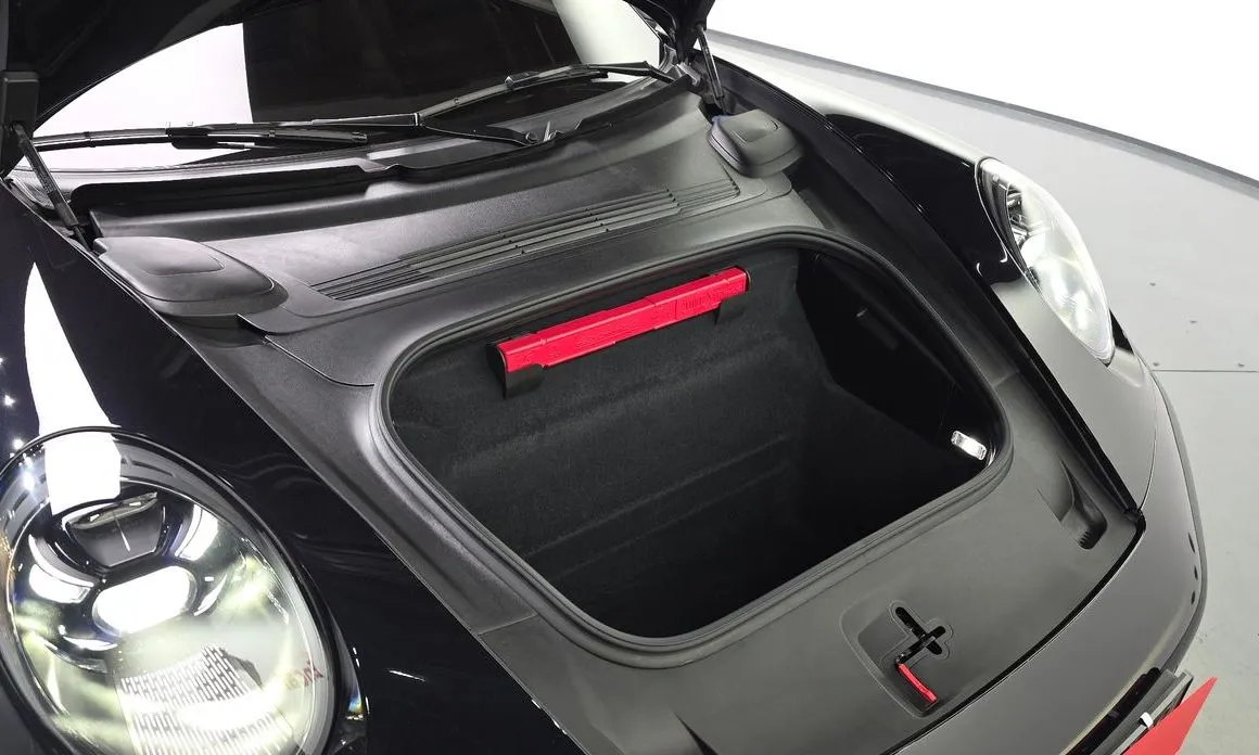 Porsche 911 2024 из KR, фото 6