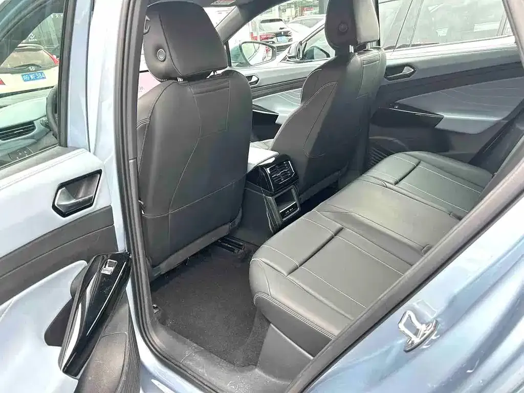 Volkswagen ID.4 X 2024 из CN, фото 4