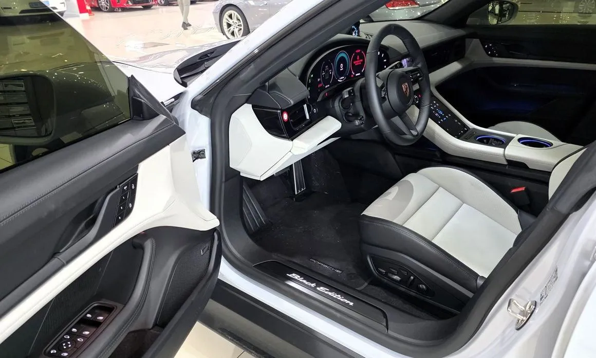 Porsche Taycan 2026 из KR, фото 3