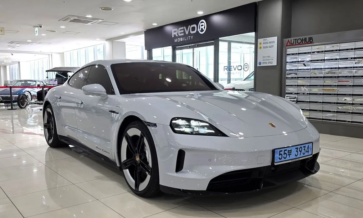 Porsche Taycan 2026 из KR, фото 8