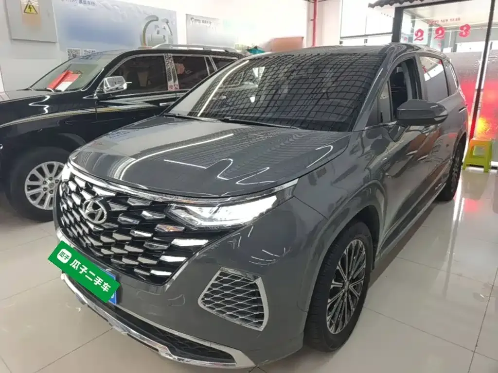 Hyundai Custo — фото 1