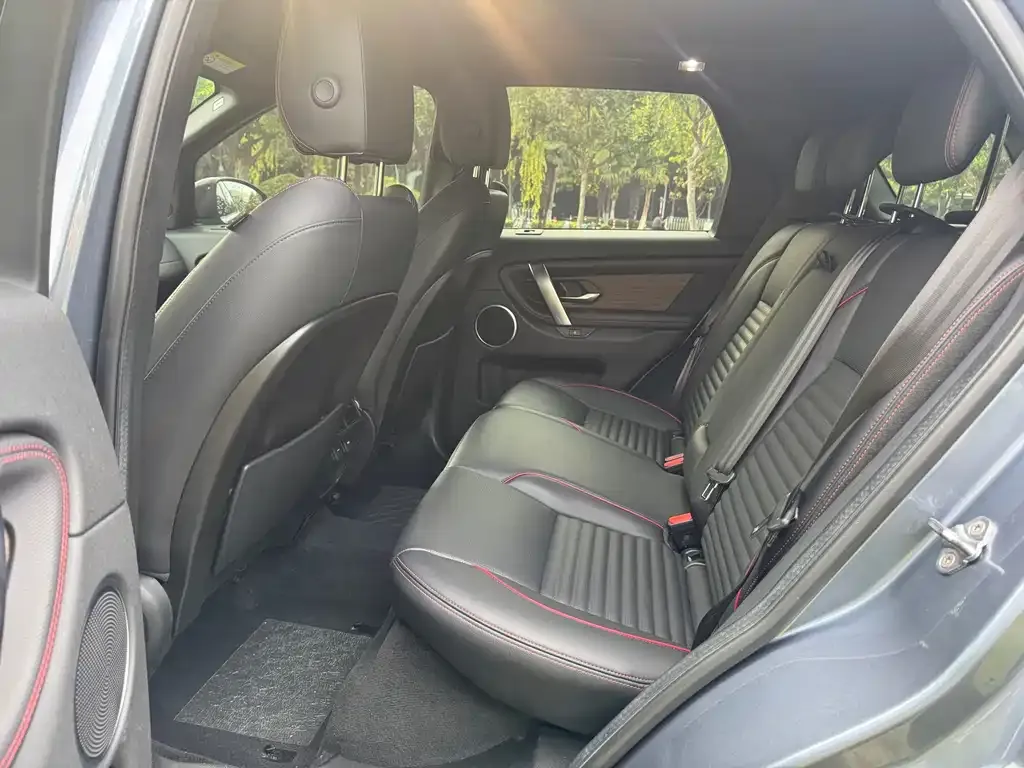 Land Rover Discovery Sport 2021 из CN, фото 2