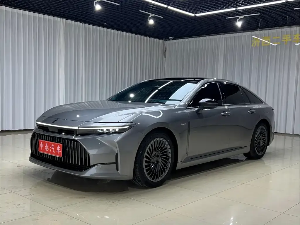 Toyota Crown (Import)