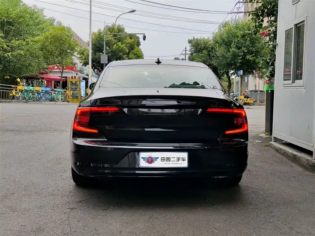 Volvo S90 PHEV 2023 из CN, фото 3