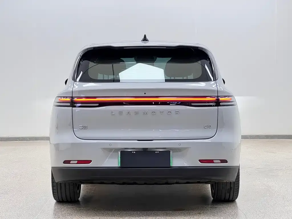 Leapmotor C10 — фото 2