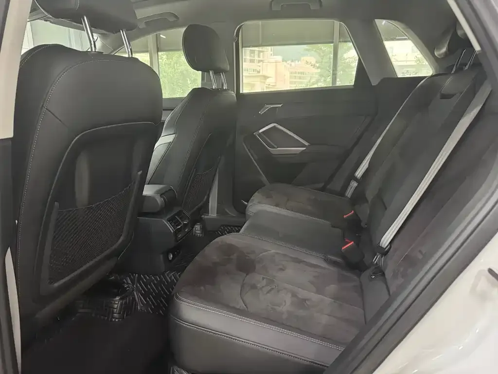 Audi Q3 2022 из CN, фото 9
