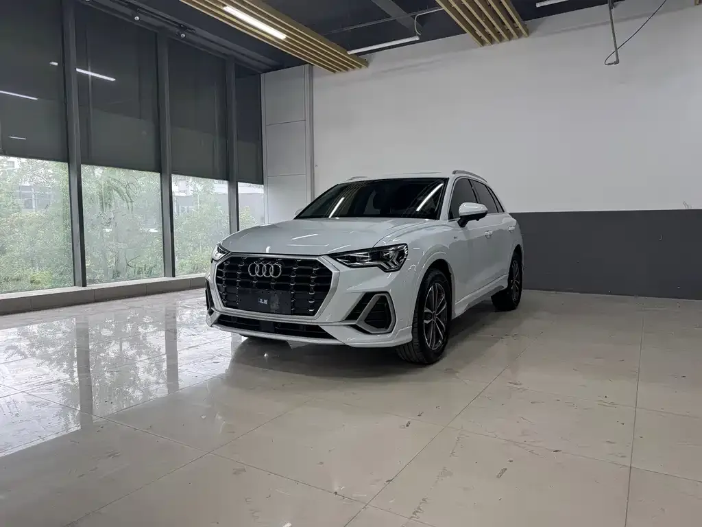 Audi Q3 2022 из CN, фото 2