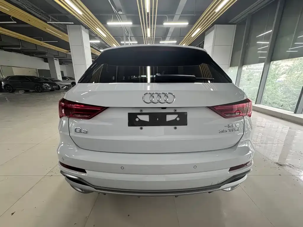 Audi Q3 2022 из CN, фото 4