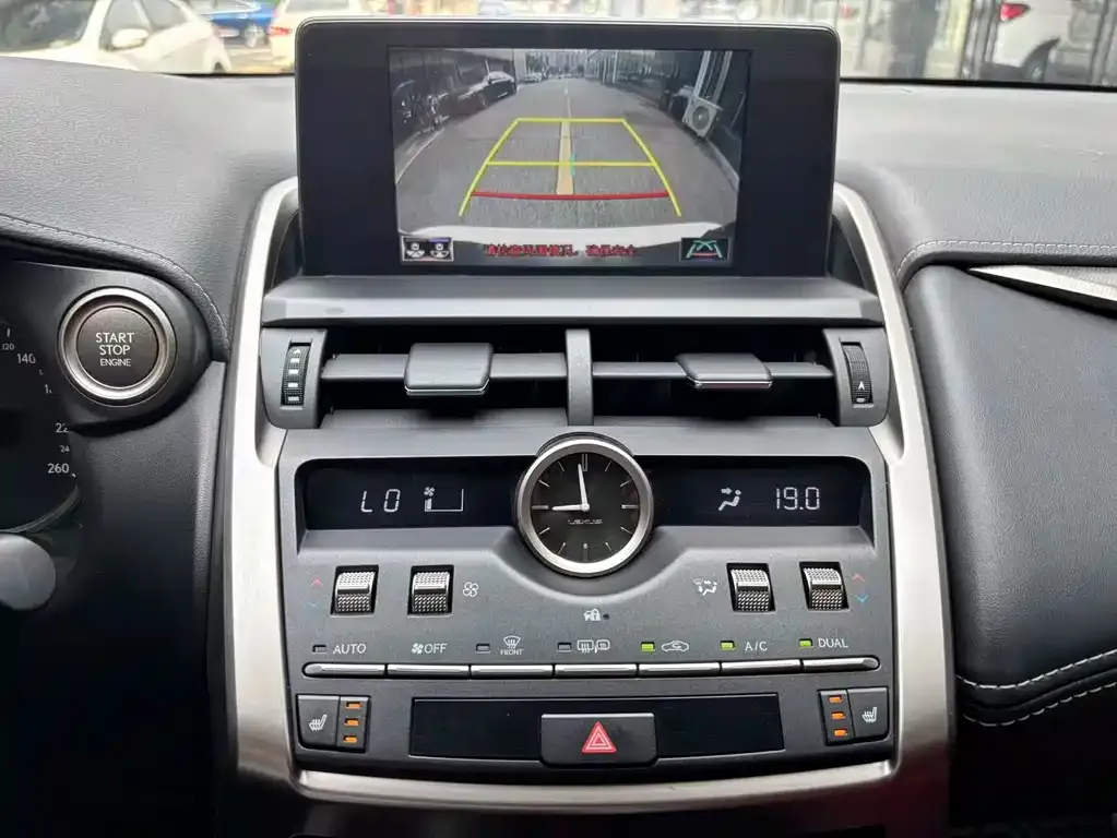 Lexus NX 2021 из CN, фото 10