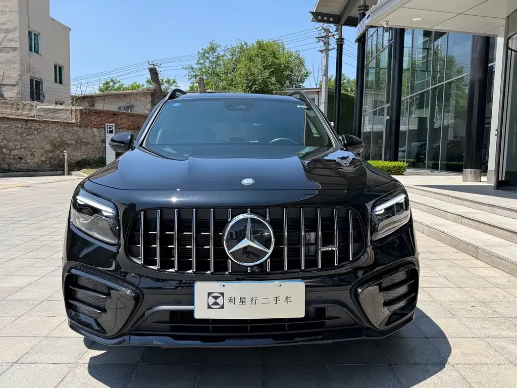 Mercedes-Benz GLB AMG — фото 8