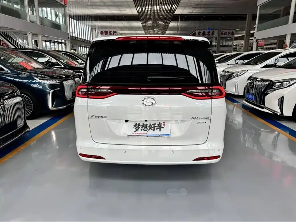 GAC Motor Trumpchi M6 — фото 7