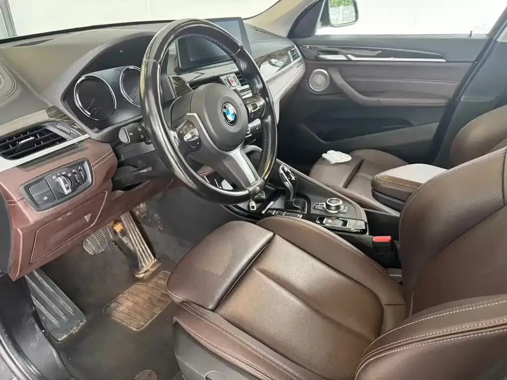 BMW X1 2021 из CN, фото 9