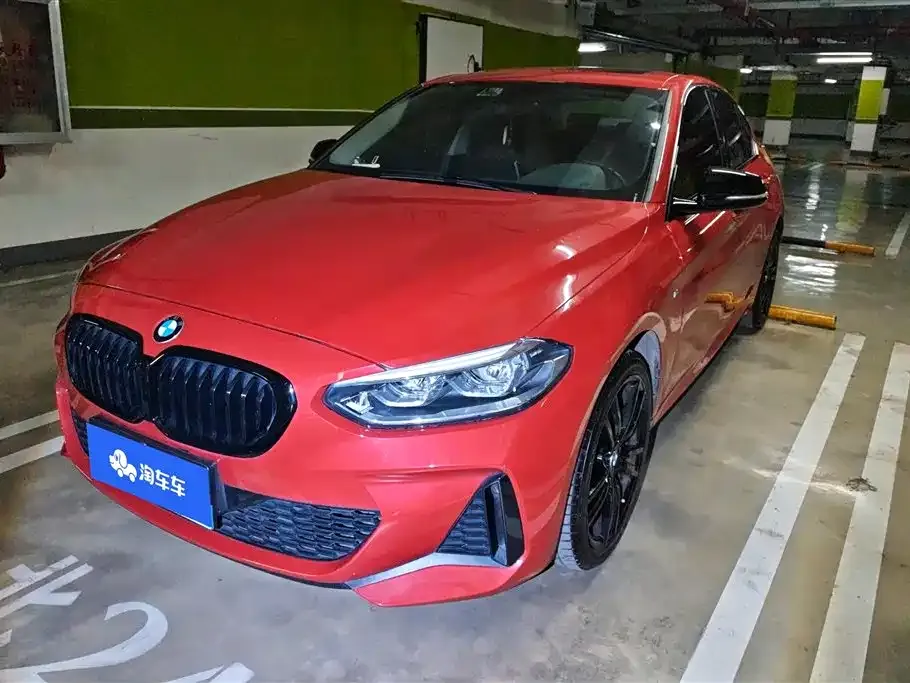 BMW 1 Series — фото 1