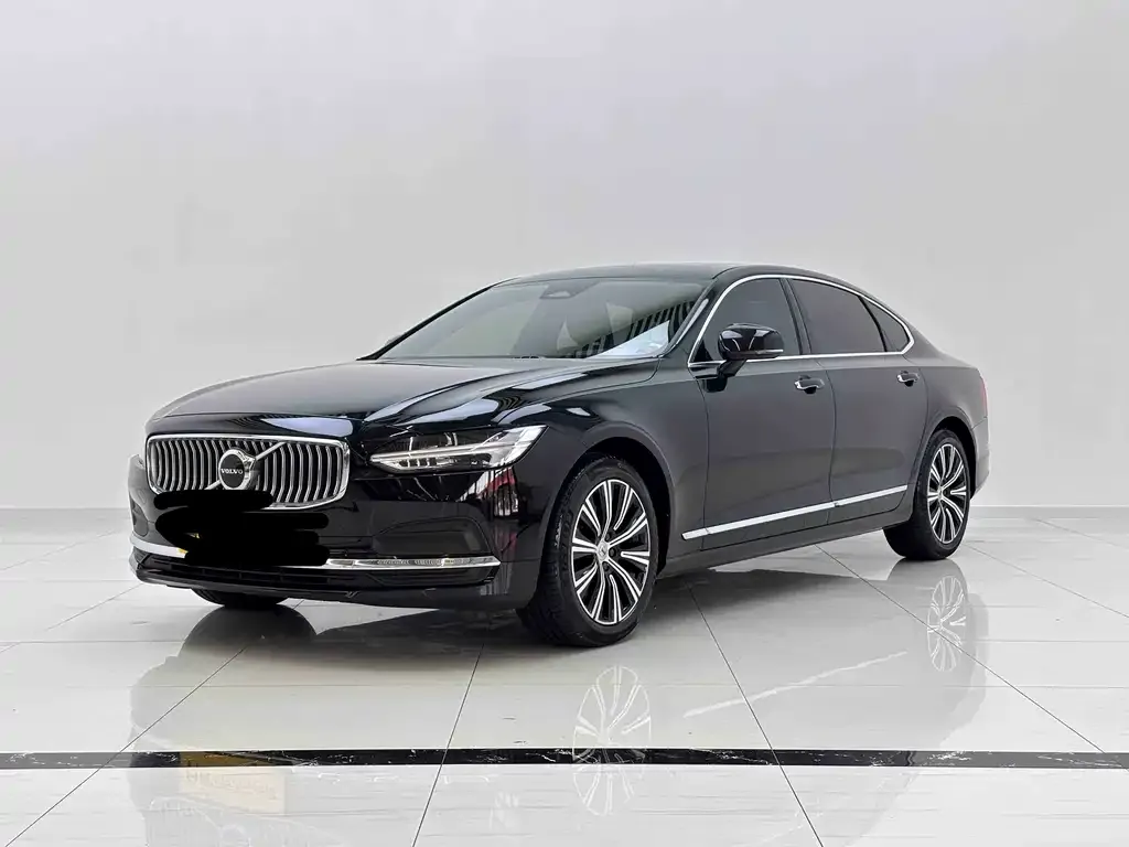Volvo S90 — фото 1