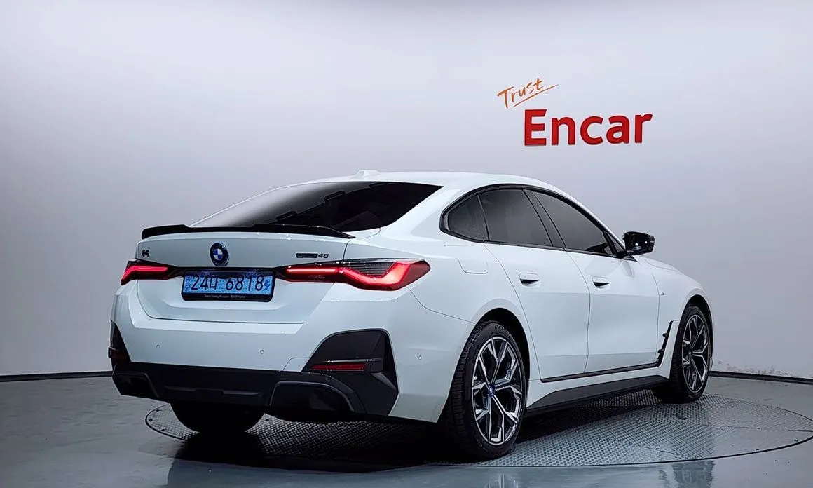 BMW i4 2023 из KR, фото 9