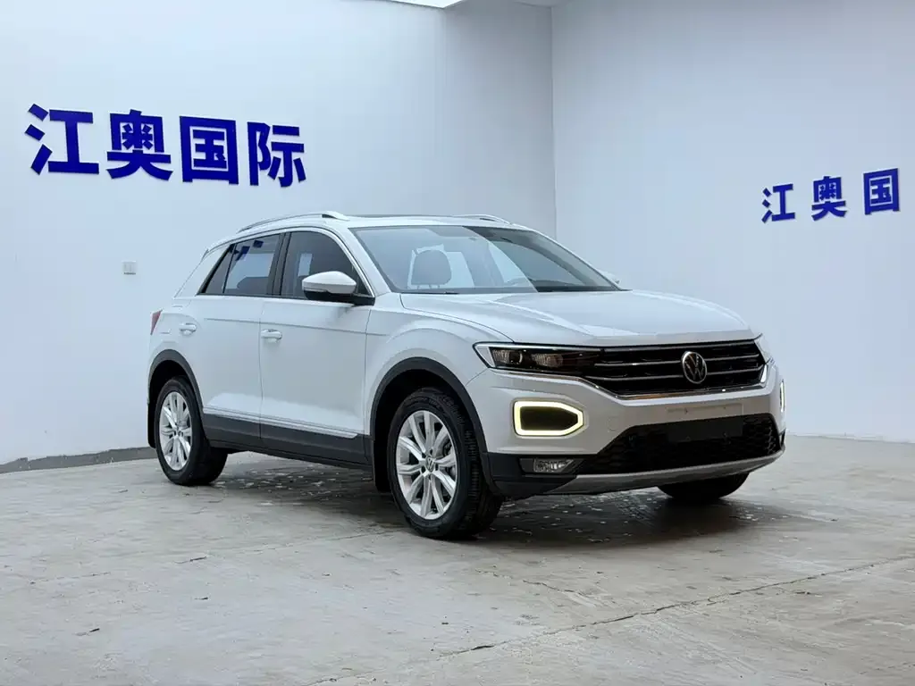 Volkswagen T-Roc — фото 6