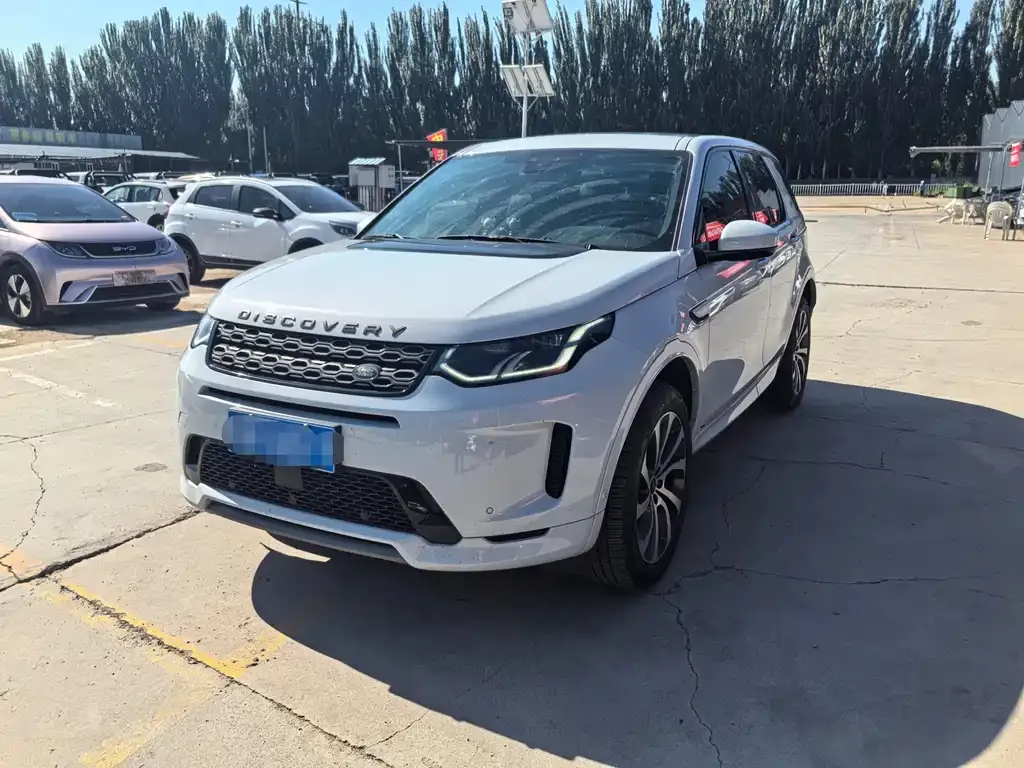Land Rover Discovery Sport — фото 1
