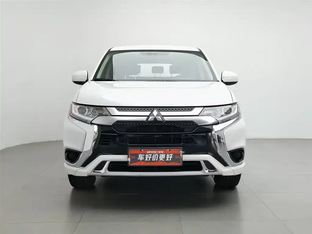 Mitsubishi Outlander 2022 из CN, фото 4