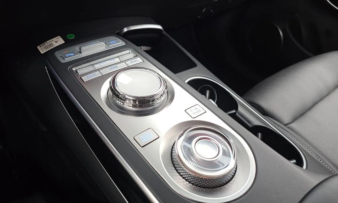 Genesis GV70 2023 из KR, фото 7