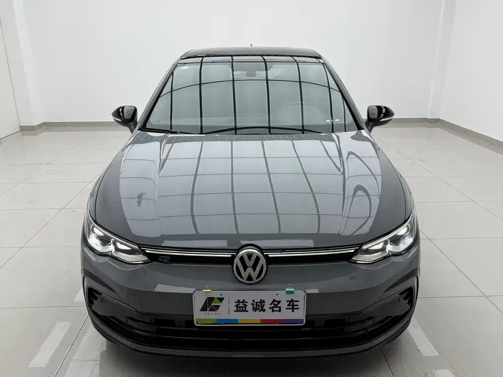 Volkswagen Golf — фото 5