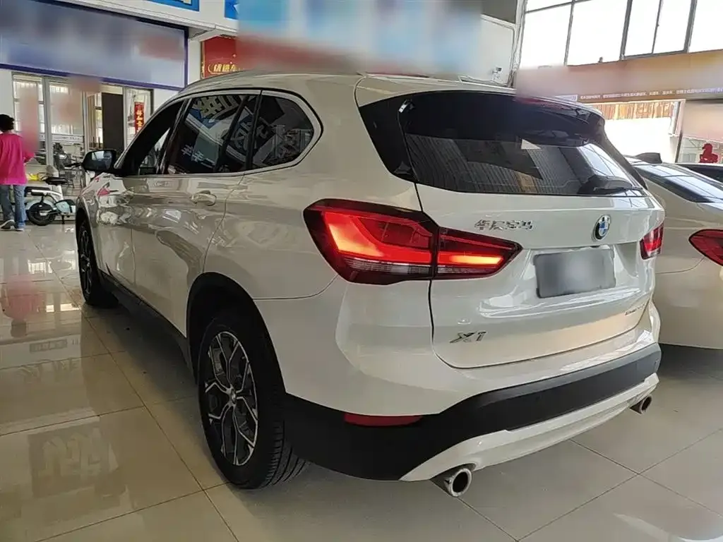 BMW X1 — фото 2