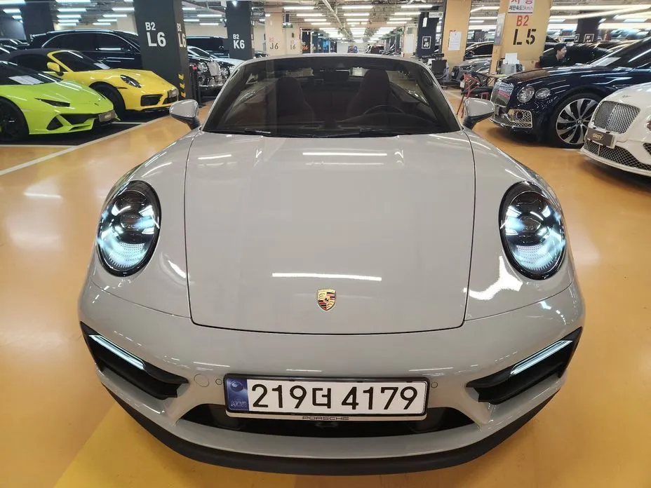 Porsche 911