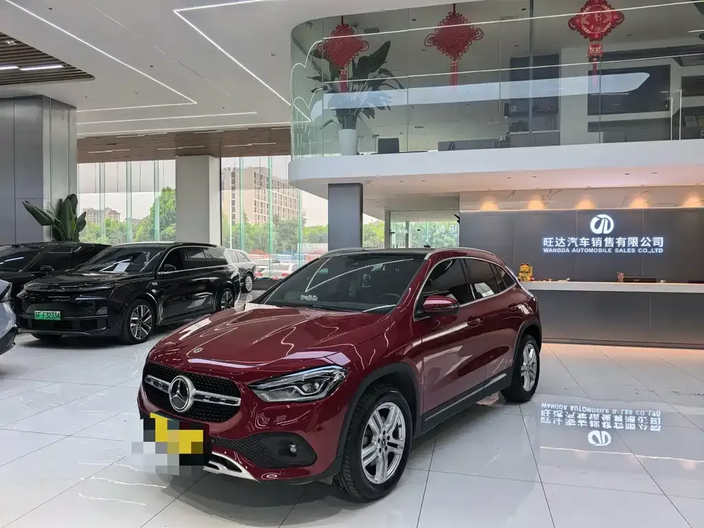 Mercedes-Benz GLA — фото 1