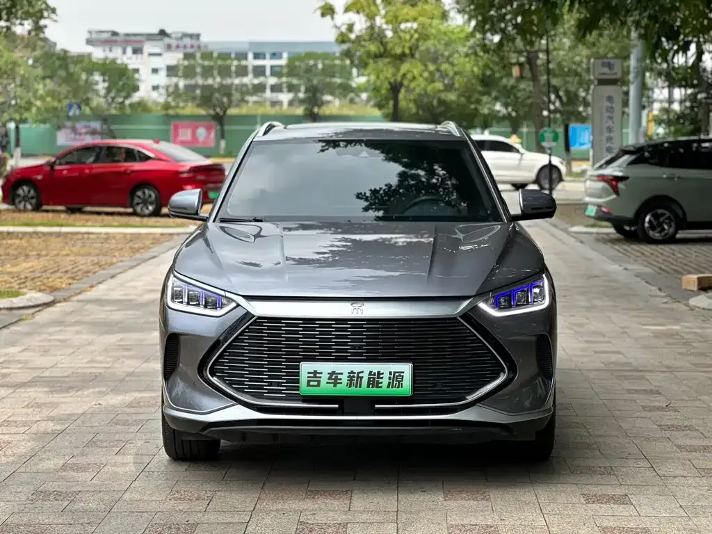 BYD PLUS New Energy — фото 4