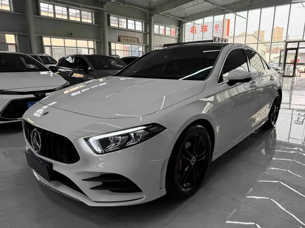 Mercedes-Benz A-Class — фото 1